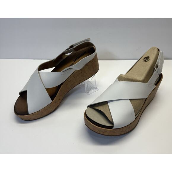 Clark’s Stasha Hale Solid While Wedge Women’s Size 9 W New With Box - Picture 2 of 10